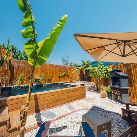 Bed & Breakfast Tree Masukiye